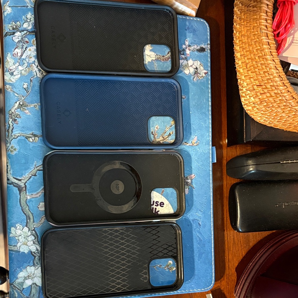 Lot of 4 IPhone 12 cases.